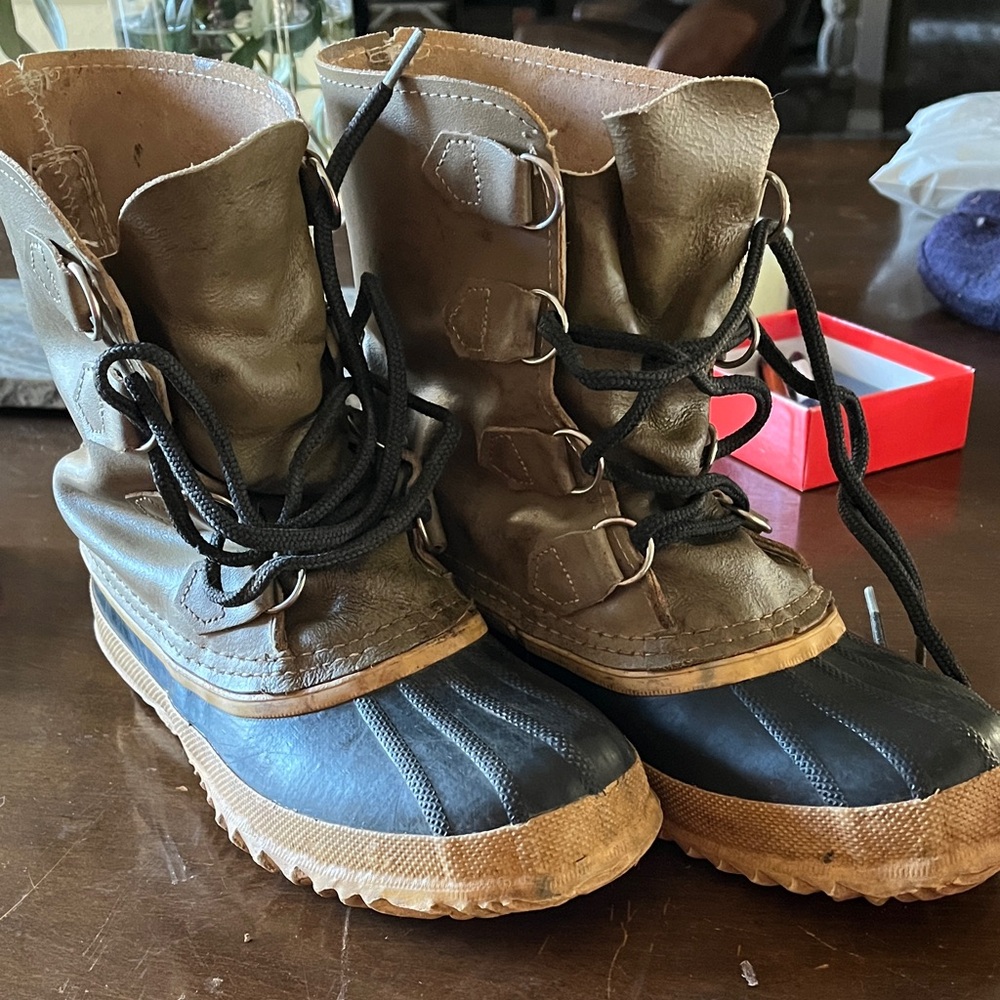 Sorel Women's Lace Up Boots - Brown and Black - Picture 2 of 13